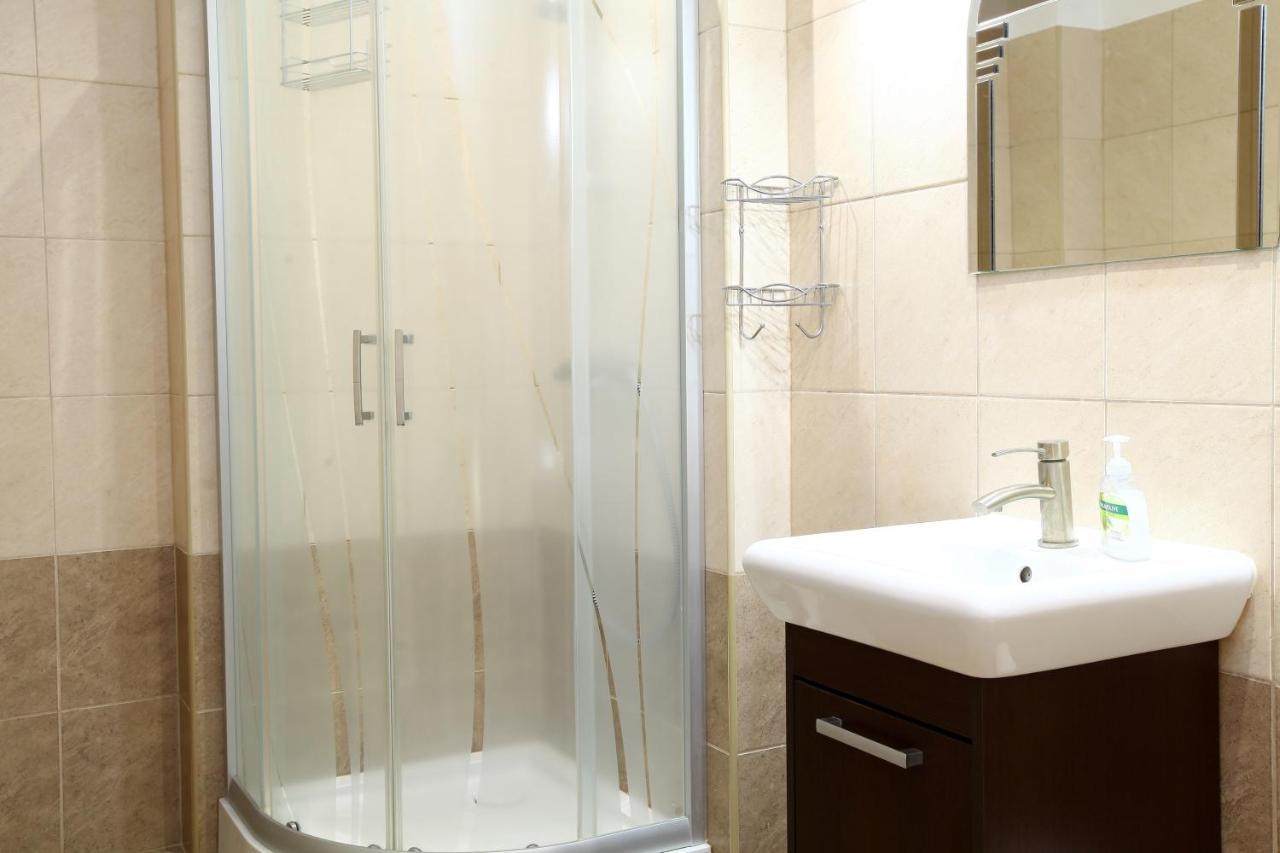 Pod Kasztanem Apartment Lubin  Exterior photo
